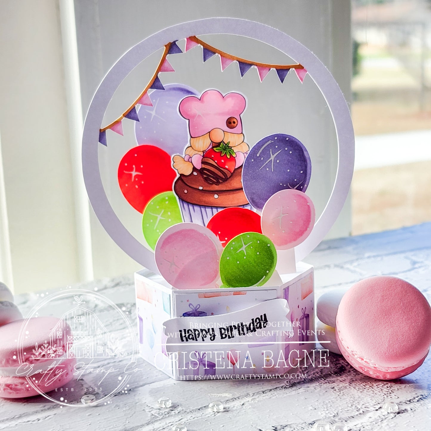 Gnomie Cuppie Cakes